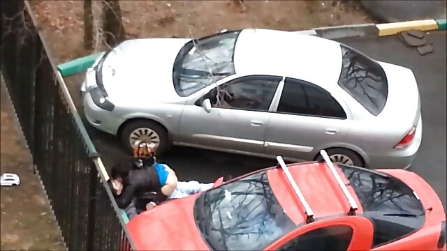 HD kvalitet :  Muškarac voli gurati penis između grudi i u obrijanu macu Hot porn 