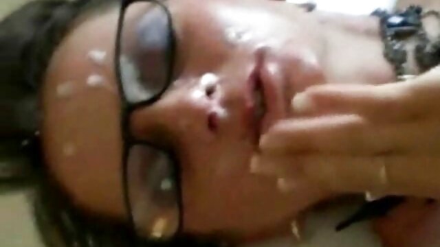 HD kvalitet :  Poznata porno zvijezda htjela je da snimi privatnu snimku seksa sa svojim prijateljem Hot porn 