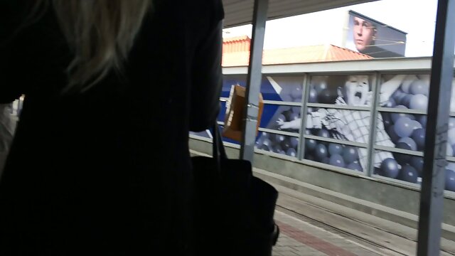 HD kvalitet :  Masaža tijela je eskalirala u hardcore jebenu sesiju Hot porn 